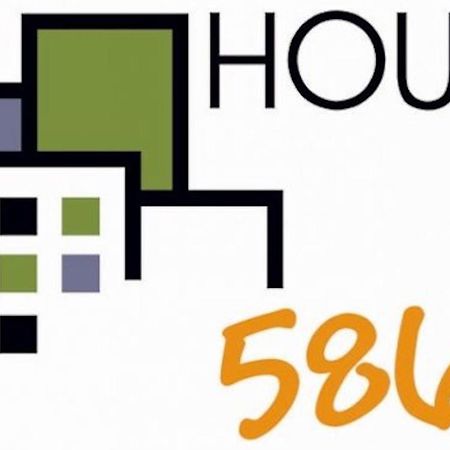 House 5863- Chicago'S Premier Bed And Breakfast Extérieur photo