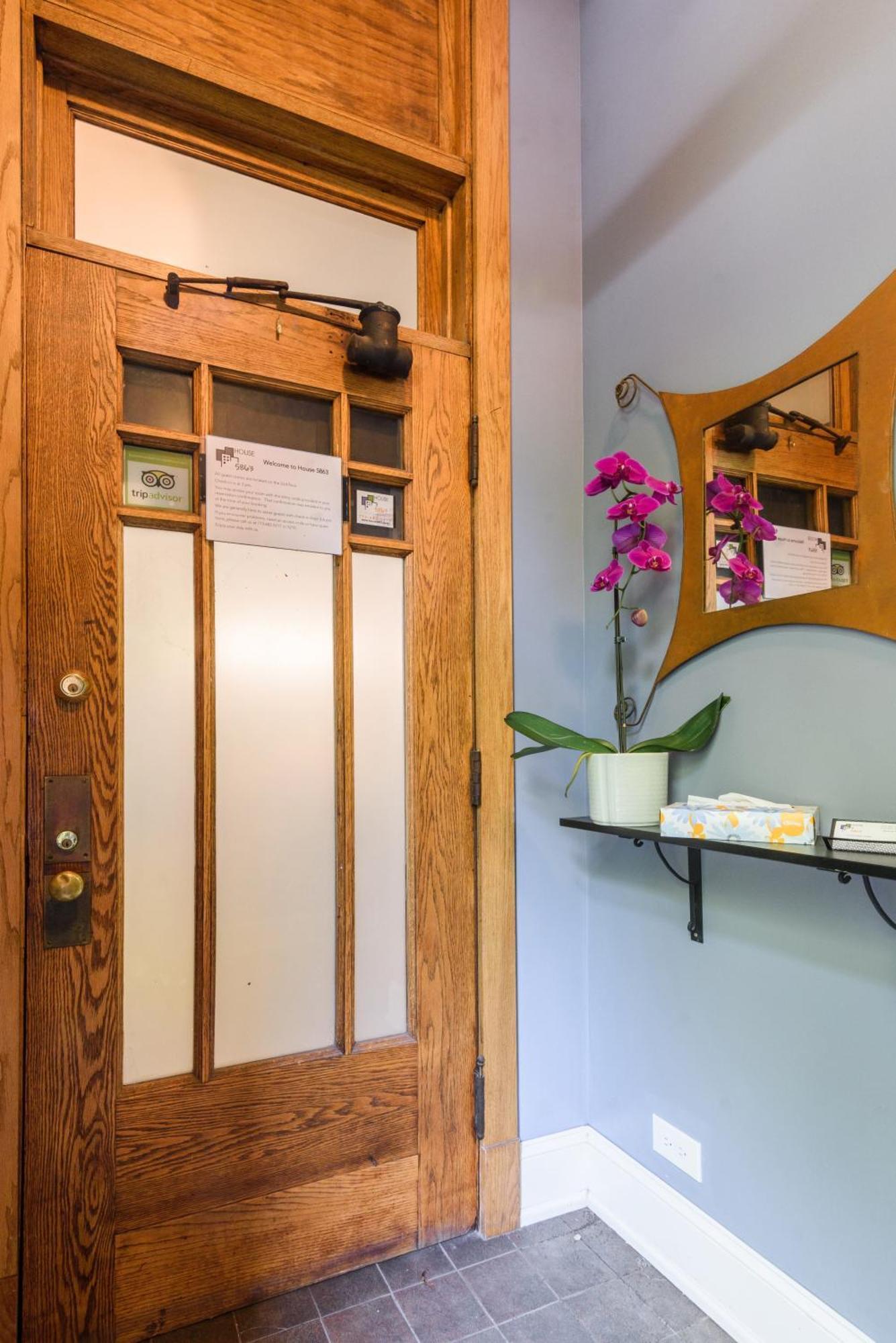 House 5863- Chicago'S Premier Bed And Breakfast Extérieur photo