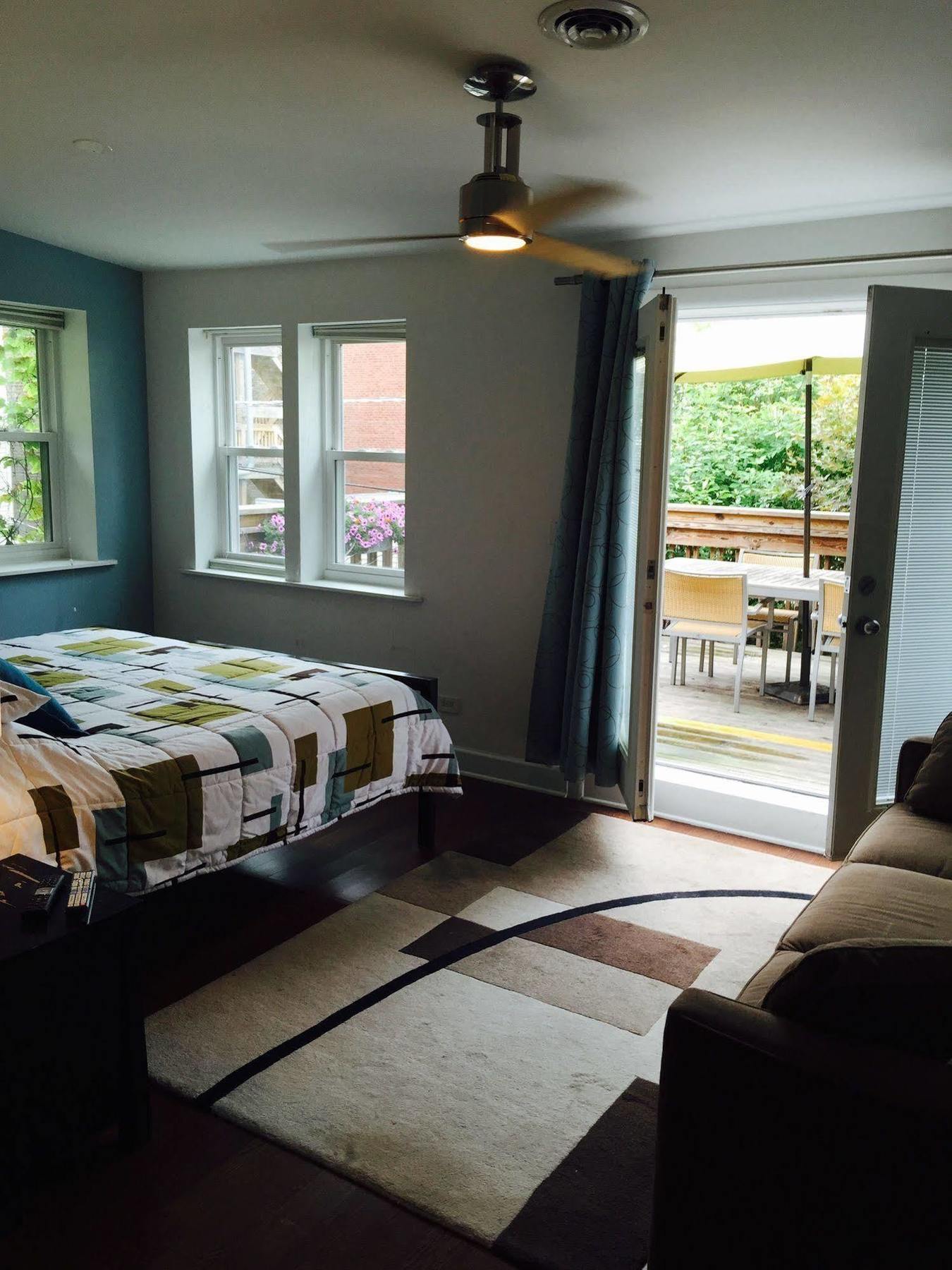 House 5863- Chicago'S Premier Bed And Breakfast Extérieur photo