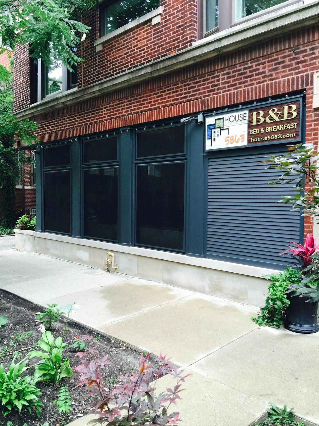 House 5863- Chicago'S Premier Bed And Breakfast Extérieur photo