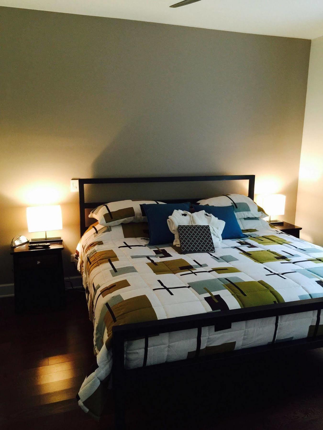 House 5863- Chicago'S Premier Bed And Breakfast Extérieur photo